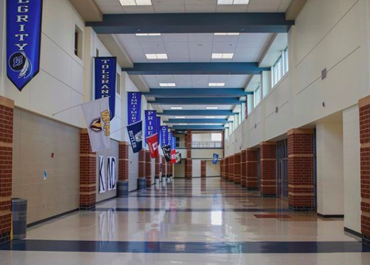 As seen usually busy during passing period, Main Street remains empty while students and staff members are at home. For the next six weeks, Lake Central schools will continue to be closed. Photo by: Joshua Chen